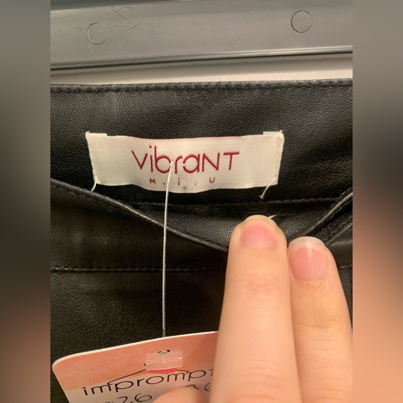 NWT Faux leather pants - Picture 7 of 8